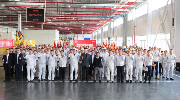 炒股10倍杠杆软件 花都速度！东风日产项目当日验收当日投产